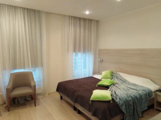 Maximus Apartments in Avenue