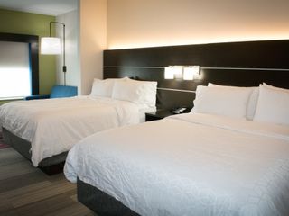 Фото отеля Holiday Inn Express & Suites West Memphis, an IHG Hotel