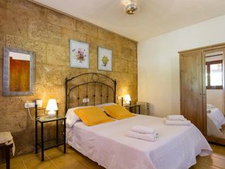 (100 m²), 3 Schlafzimmer und 2 eigene Badezimmer in Pollenca