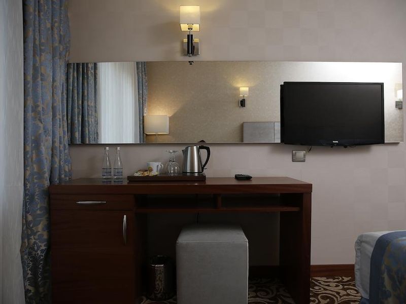 Hotel Photo 9