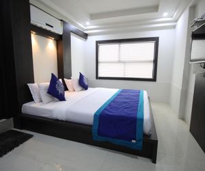 Oyo 1360 Hotel Cross Road Rajkot India