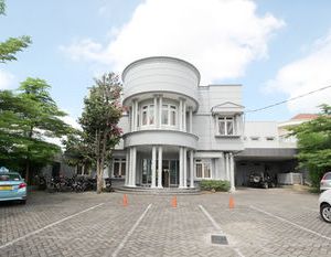 Airy Candisari Sisingamangaraja 4 Semarang Semarang Indonesia
