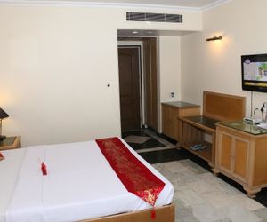 OYO 1898 Hotel Aditya Ludhiana India