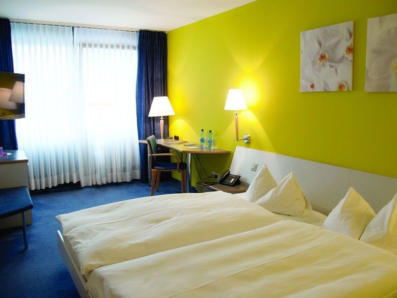 Hotel Photo 1