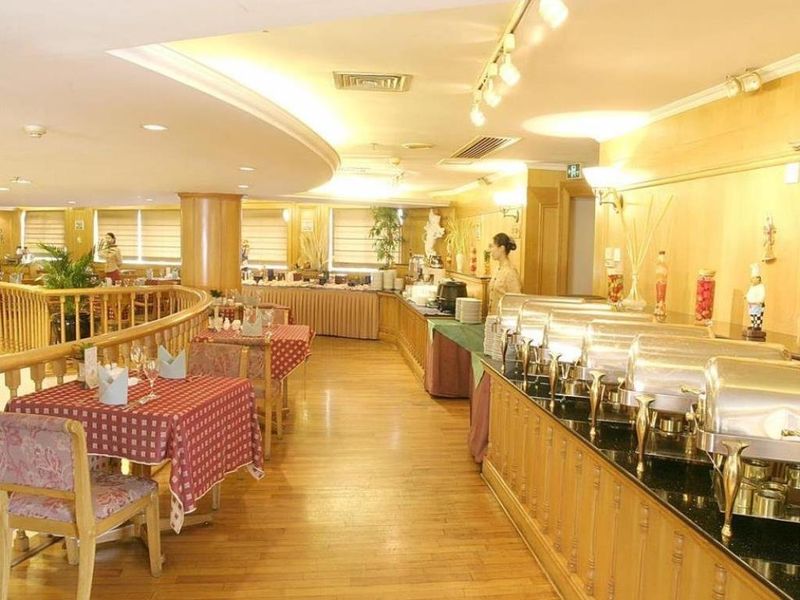Hotel Photo 9