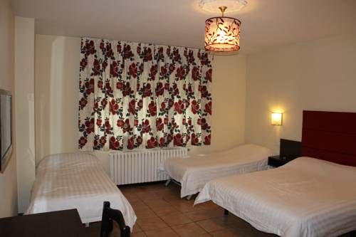 Hotel Photo 9