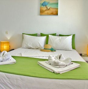 NearBy Hotel