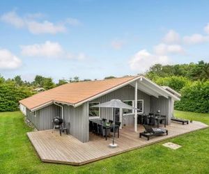 Holiday home Krondyrstien Væggerløse II Vaeggerlose Denmark