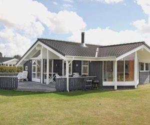 Holiday home Elsdyrstien Væggerløse VI Vaeggerlose Denmark