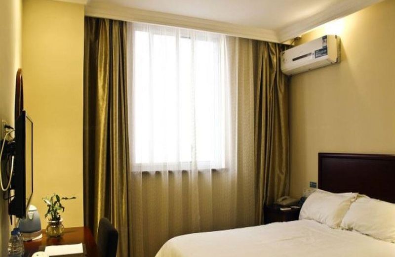 GreeTree Inn JiangSu Suzhou Taiping High-speed North Station Express Hotel