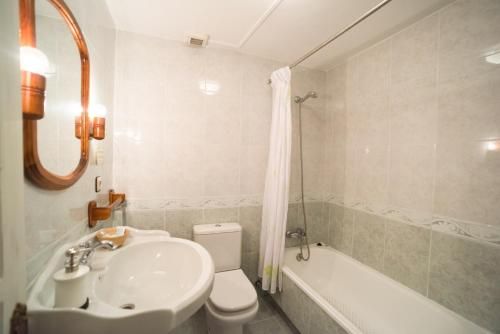 Hotel Photo 8