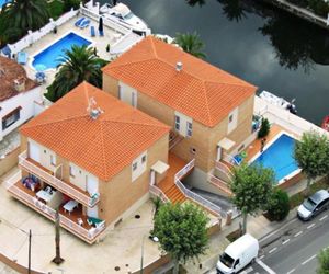 Apart-Rent Casa Freser 2 Empuriabrava Spain