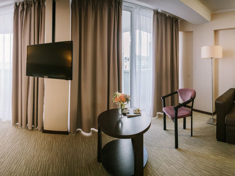 Hotel Photo 6