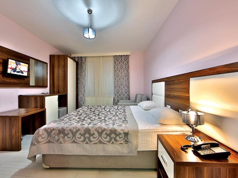 Hotel Photo 1