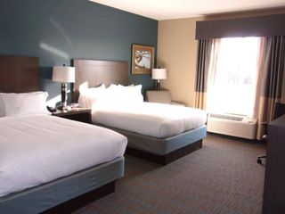 Фото отеля Holiday Inn Express Hotel & Suites Goldsboro - Base Area, an IHG Hotel
