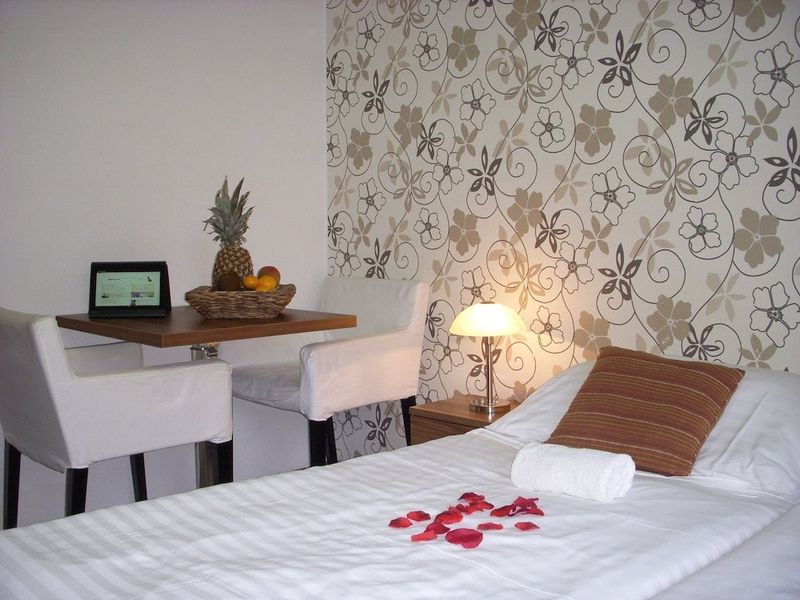 Hotel Photo 1