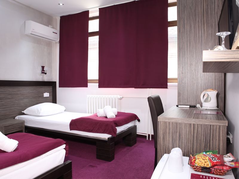 Hotel Photo 4