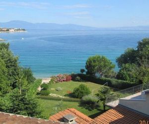 Maestral Apartments Malinska Croatia