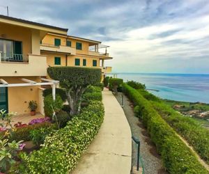 Delightful Holiday Home in Parghelia Italy with Pool Parghelia Italy