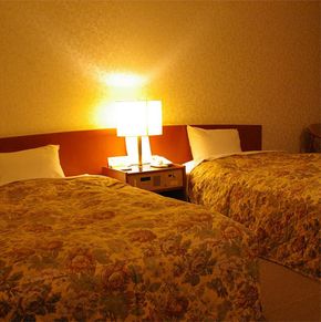 NearBy Hotel