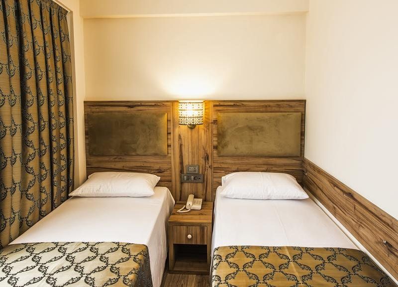 Hotel Photo 1