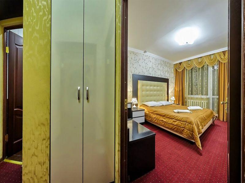 Hotel Photo 8