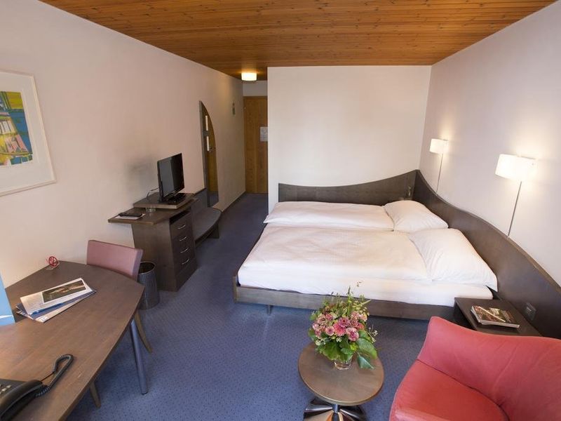 Hotel Photo 1