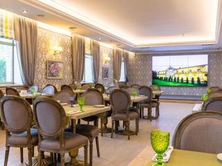 Левада Парк-Отель