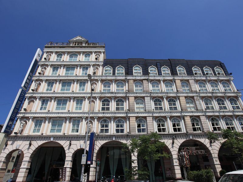 Hotel Photo 1
