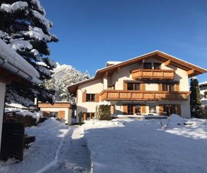 Schneehaus Chalet Ehrwald Austria