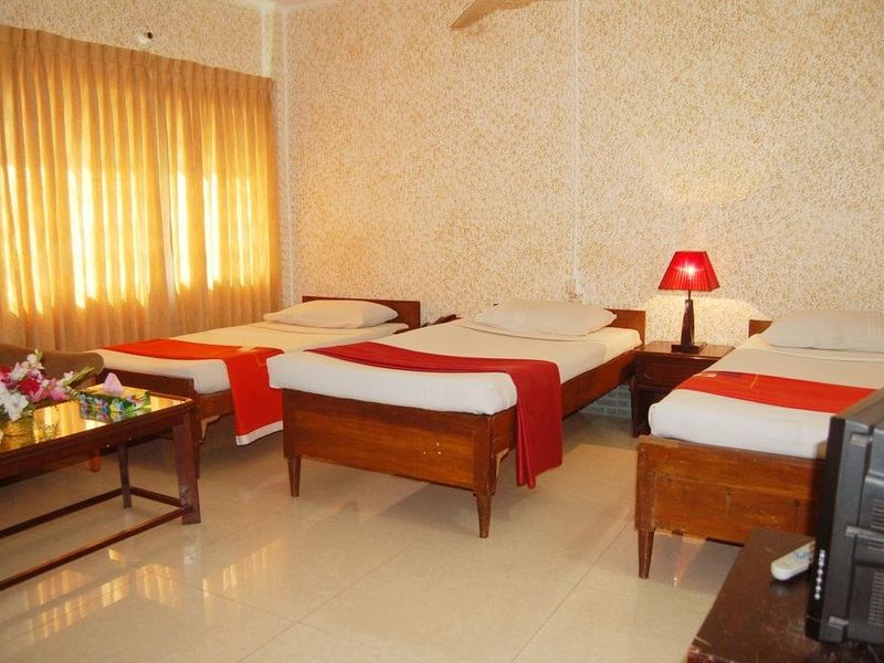 Hotel Photo 12