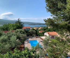 Chateau Lili Apartments KRK Croatia