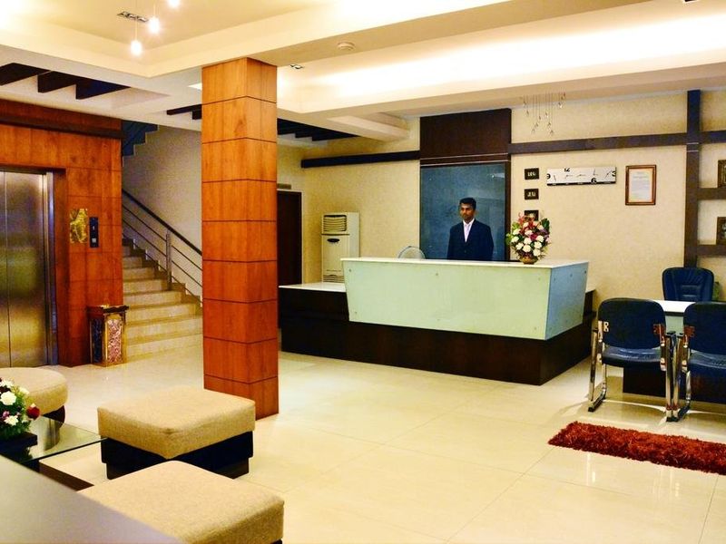 Hotel Photo 8
