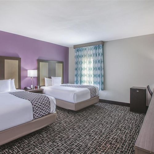 Photo of La Quinta Inn & Suites by Wyndham Lake Charles - Westlake