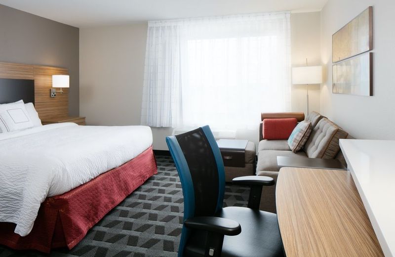 TownePlace Suites by Marriott Kansas City Airport