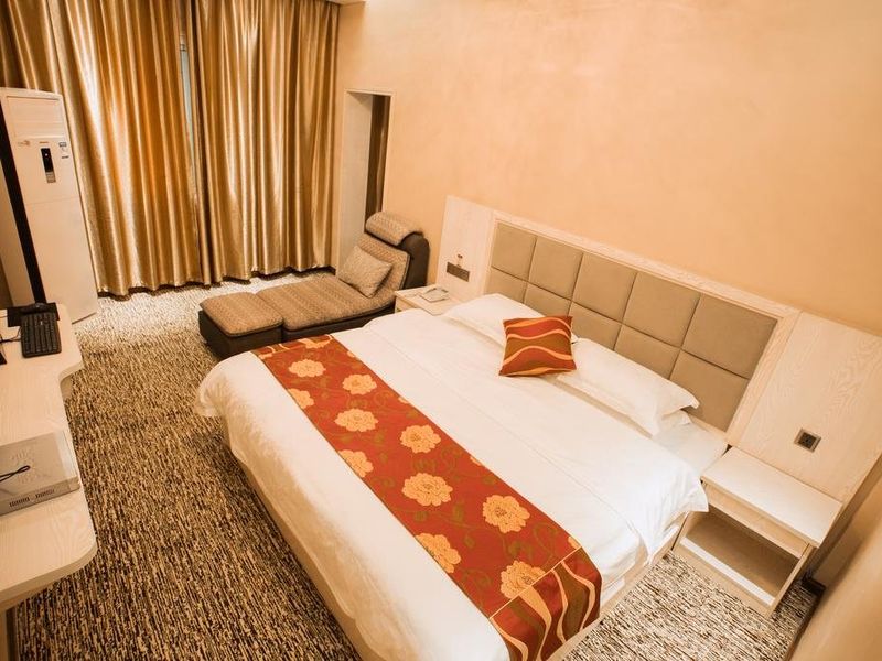 Hotel Photo 1