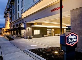 Hotel pic Hampton Inn & Suites by Hilton Seattle/Northgate
