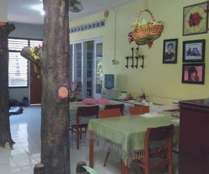 Musa Enda Homestay Padang Indonesia