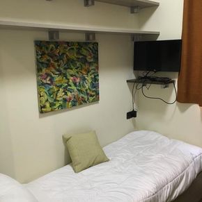 NearBy Hotel