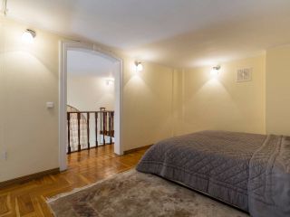 Apartment On Italyanskaya