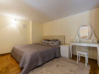 Apartment On Italyanskaya