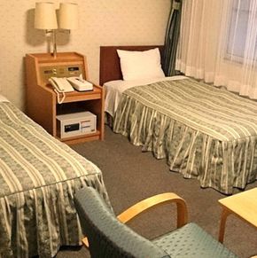 NearBy Hotel