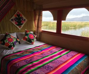 Uros Mamá Kota Lodge Puno Peru