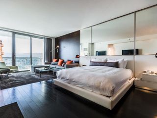 StripViewSuites at Palms Place Penthouses