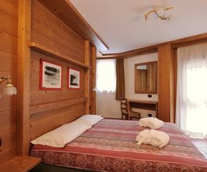 Chalet dei Pini Madonna di Campiglio Italy