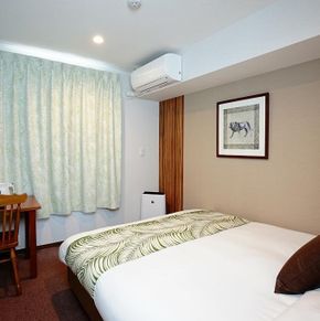 NearBy Hotel