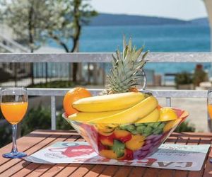 Apartment Kastel Kambelovac with Bath Ka?tela Croatia