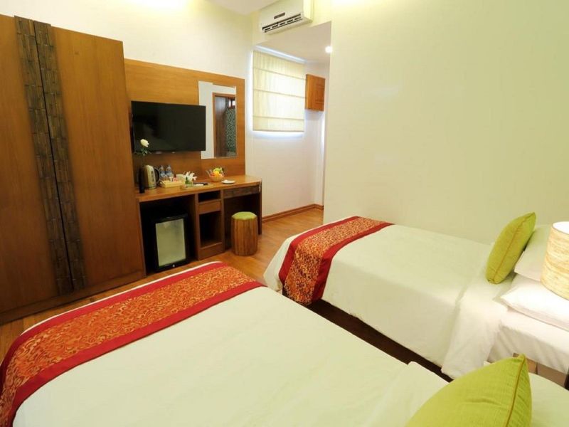 Hotel Photo 1
