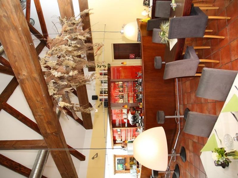 Hotel Photo 9