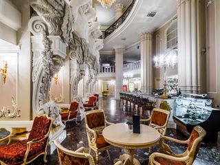 Taleon Imperial Hotel